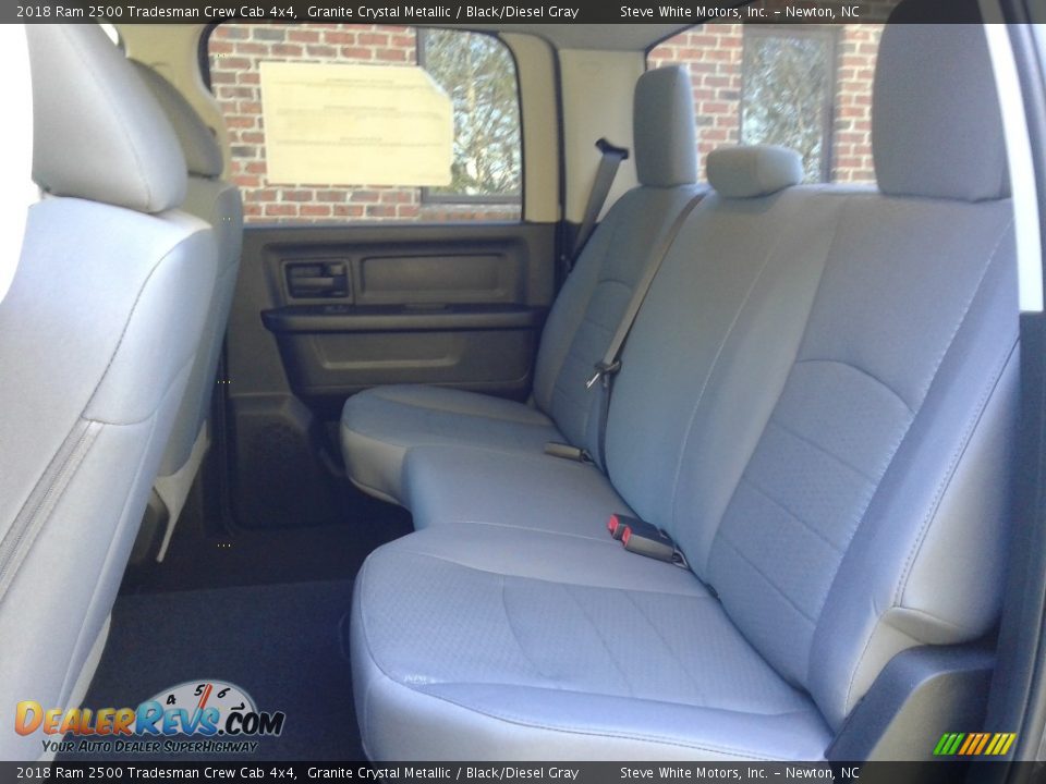 2018 Ram 2500 Tradesman Crew Cab 4x4 Granite Crystal Metallic / Black/Diesel Gray Photo #11