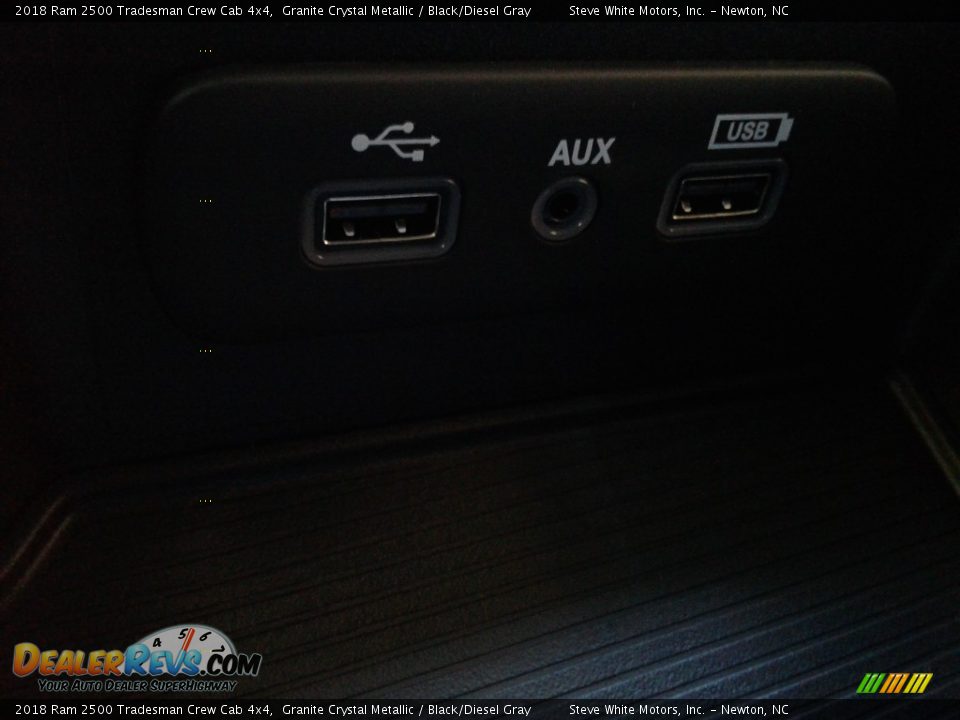 2018 Ram 2500 Tradesman Crew Cab 4x4 Granite Crystal Metallic / Black/Diesel Gray Photo #23