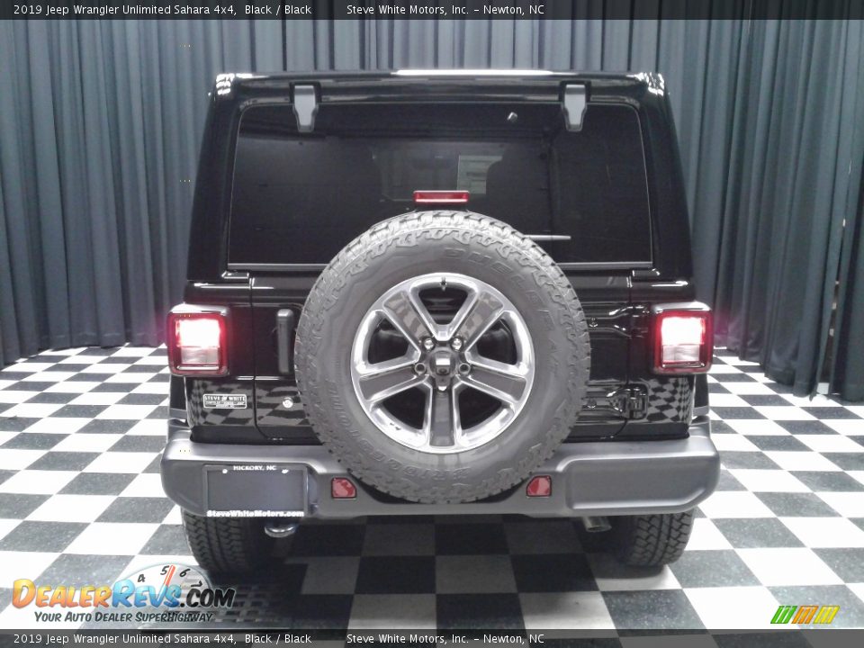 2019 Jeep Wrangler Unlimited Sahara 4x4 Black / Black Photo #7