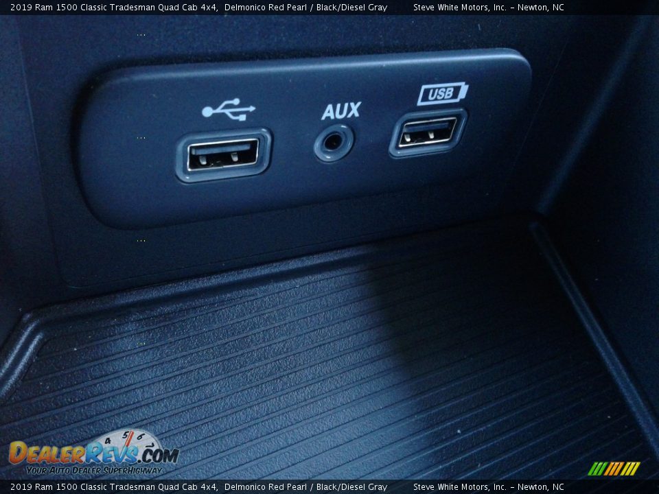 2019 Ram 1500 Classic Tradesman Quad Cab 4x4 Delmonico Red Pearl / Black/Diesel Gray Photo #22