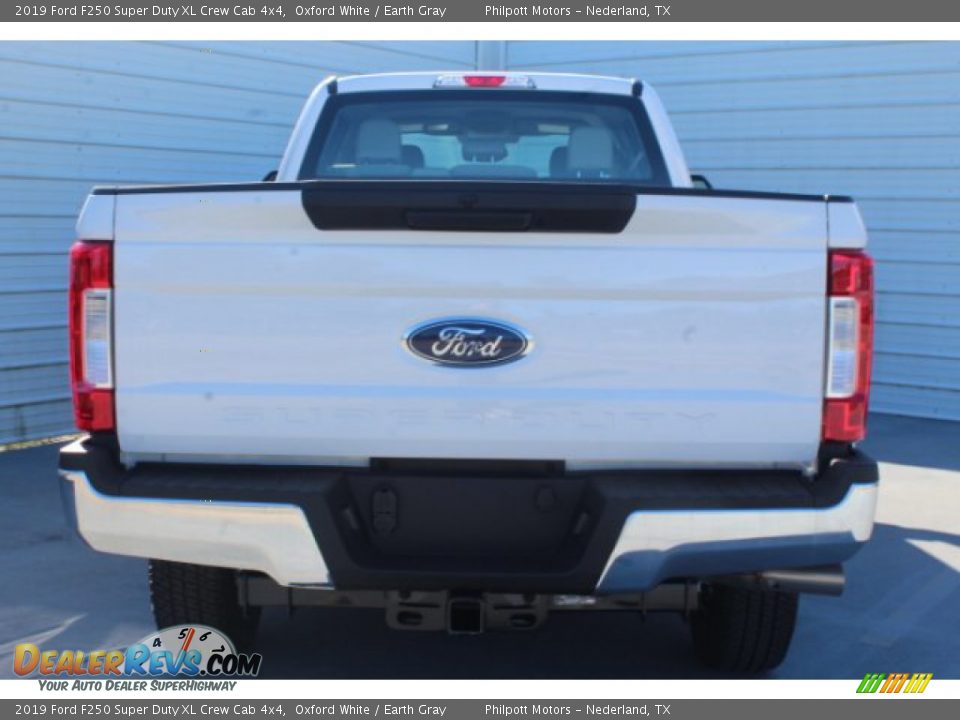 2019 Ford F250 Super Duty XL Crew Cab 4x4 Oxford White / Earth Gray Photo #7