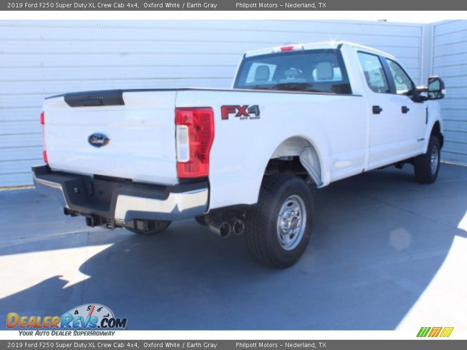 2019 Ford F250 Super Duty XL Crew Cab 4x4 Oxford White / Earth Gray Photo #8