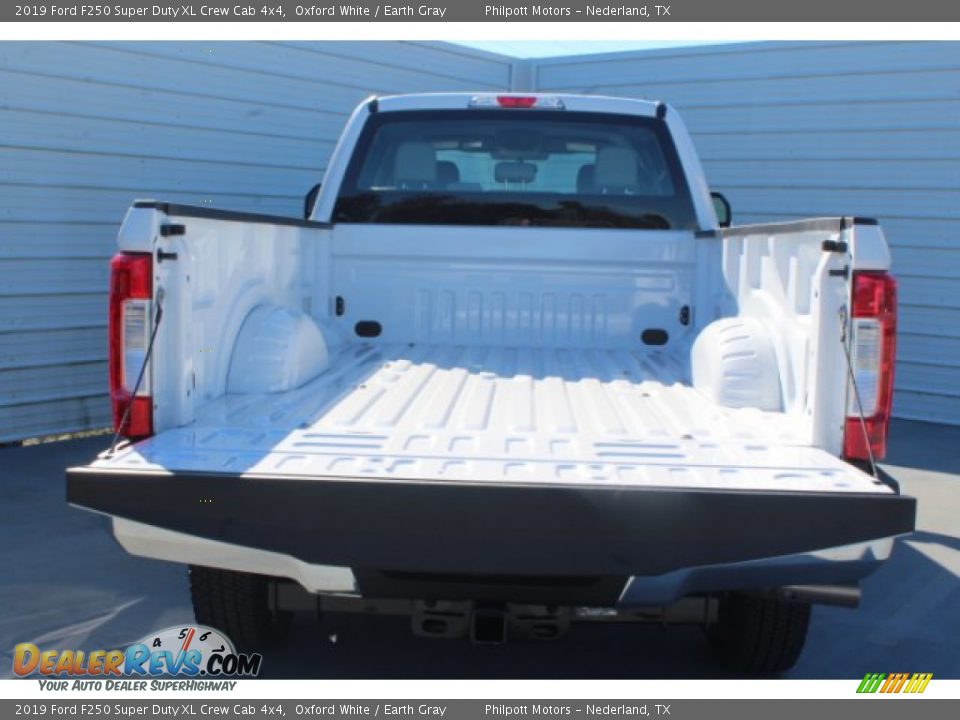 2019 Ford F250 Super Duty XL Crew Cab 4x4 Oxford White / Earth Gray Photo #20