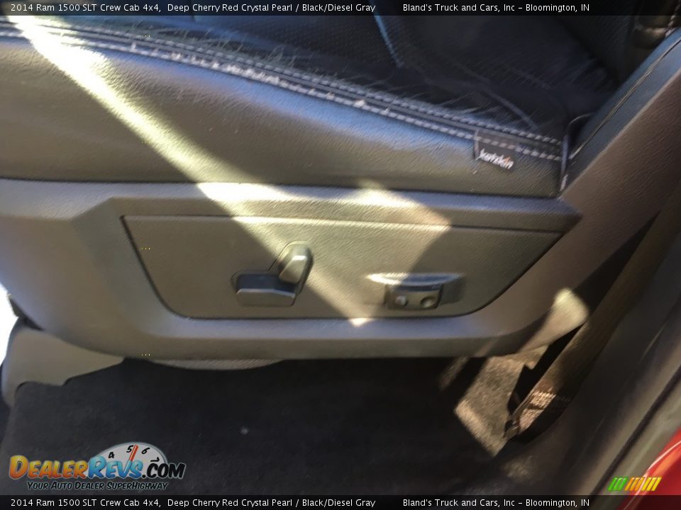2014 Ram 1500 SLT Crew Cab 4x4 Deep Cherry Red Crystal Pearl / Black/Diesel Gray Photo #19
