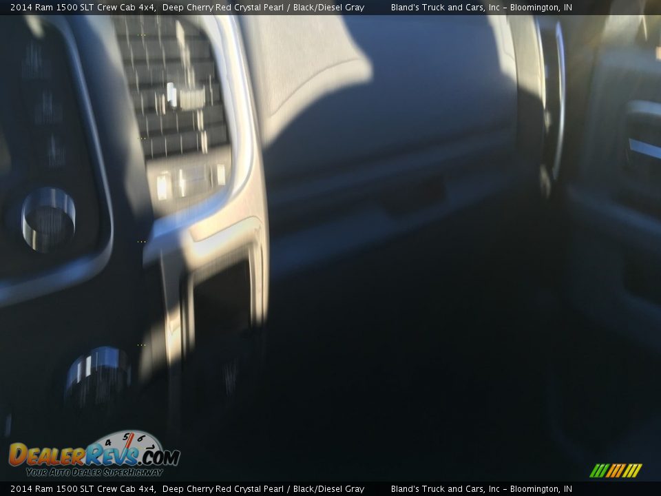 2014 Ram 1500 SLT Crew Cab 4x4 Deep Cherry Red Crystal Pearl / Black/Diesel Gray Photo #27