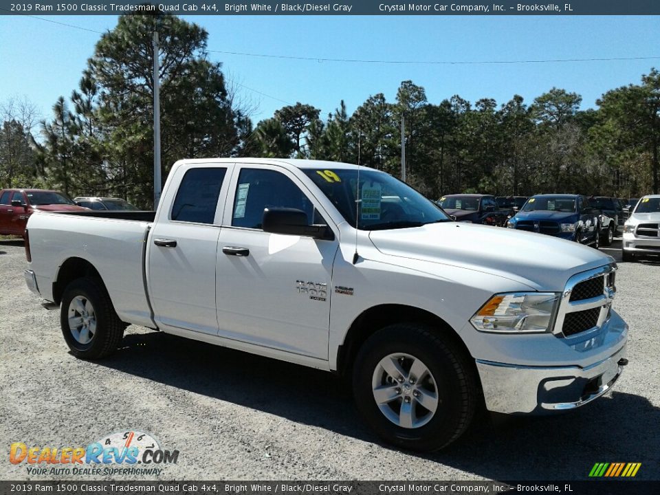 2019 Ram 1500 Classic Tradesman Quad Cab 4x4 Bright White / Black/Diesel Gray Photo #7
