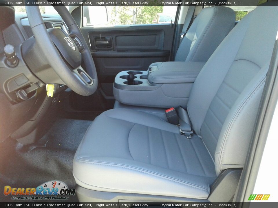 2019 Ram 1500 Classic Tradesman Quad Cab 4x4 Bright White / Black/Diesel Gray Photo #9