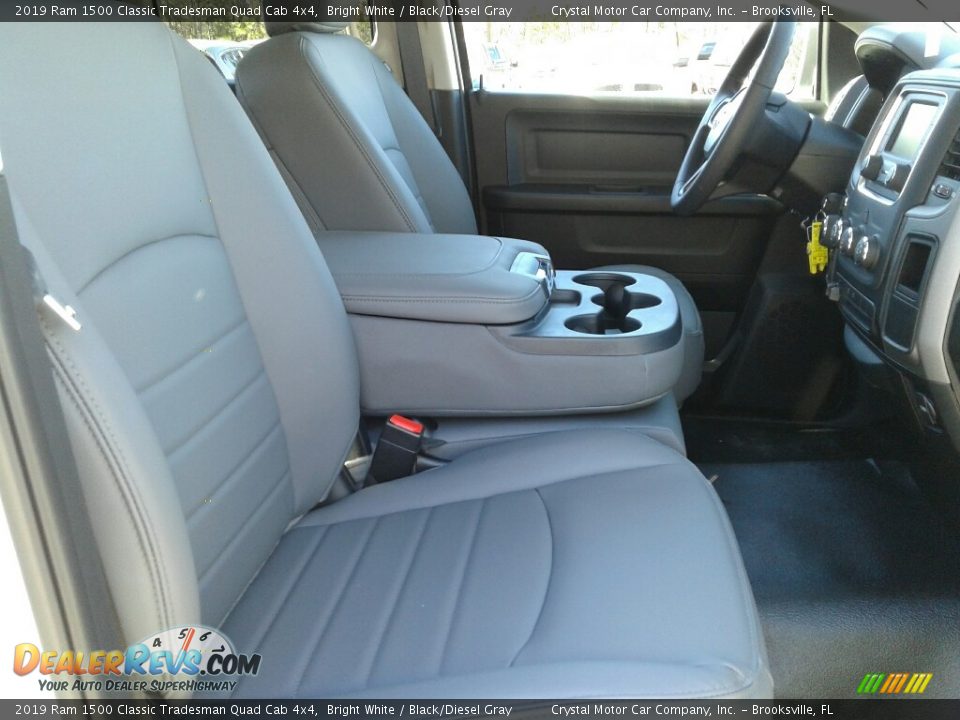 2019 Ram 1500 Classic Tradesman Quad Cab 4x4 Bright White / Black/Diesel Gray Photo #12