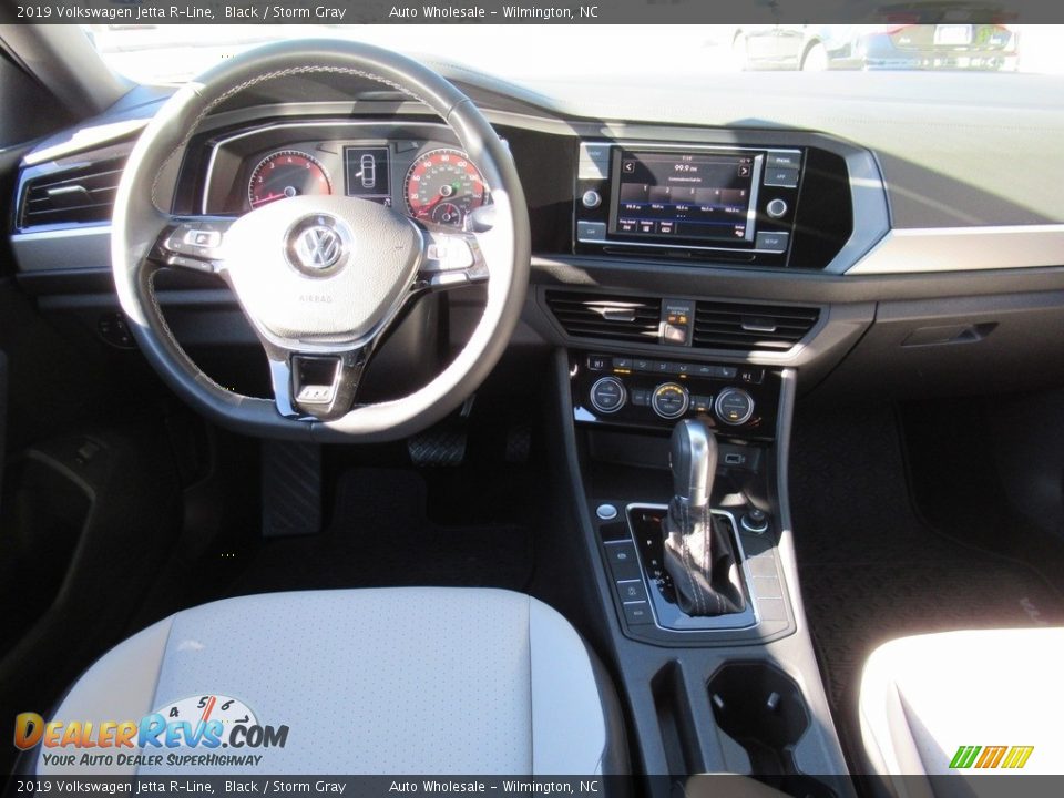 2019 Volkswagen Jetta R-Line Black / Storm Gray Photo #16