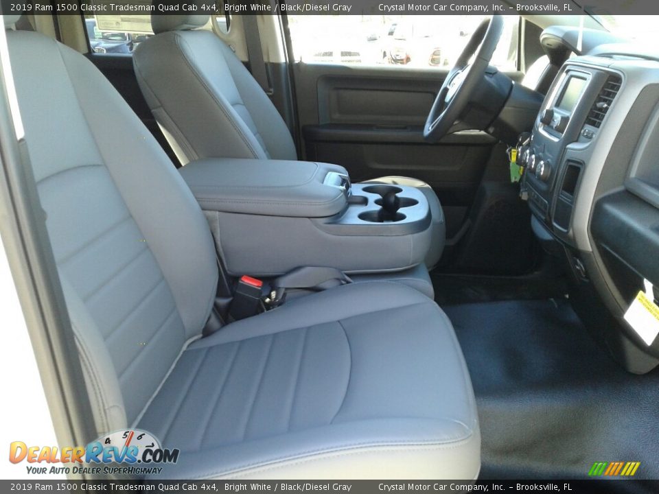 2019 Ram 1500 Classic Tradesman Quad Cab 4x4 Bright White / Black/Diesel Gray Photo #12