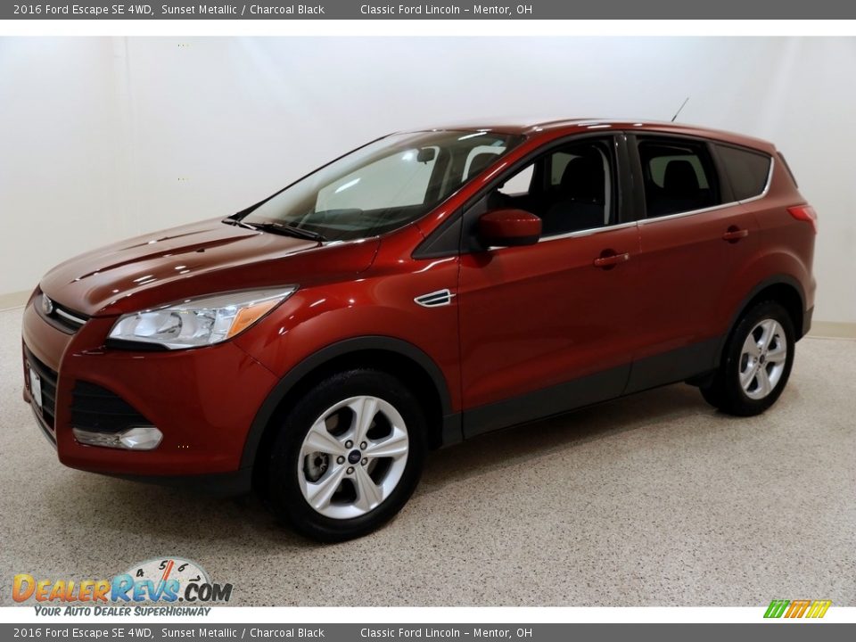 2016 Ford Escape SE 4WD Sunset Metallic / Charcoal Black Photo #3