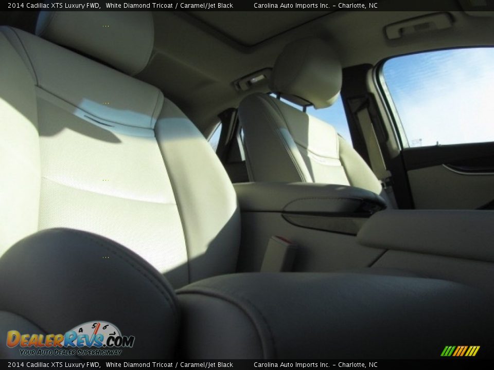 2014 Cadillac XTS Luxury FWD White Diamond Tricoat / Caramel/Jet Black Photo #23