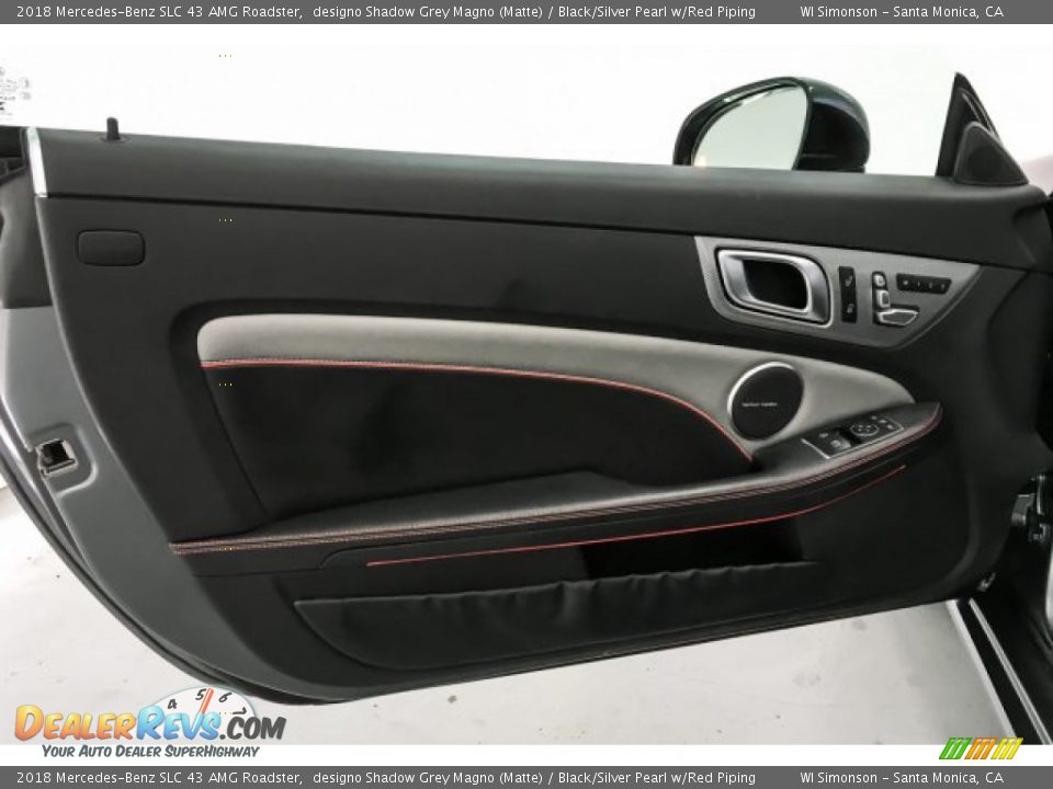 Door Panel of 2018 Mercedes-Benz SLC 43 AMG Roadster Photo #24