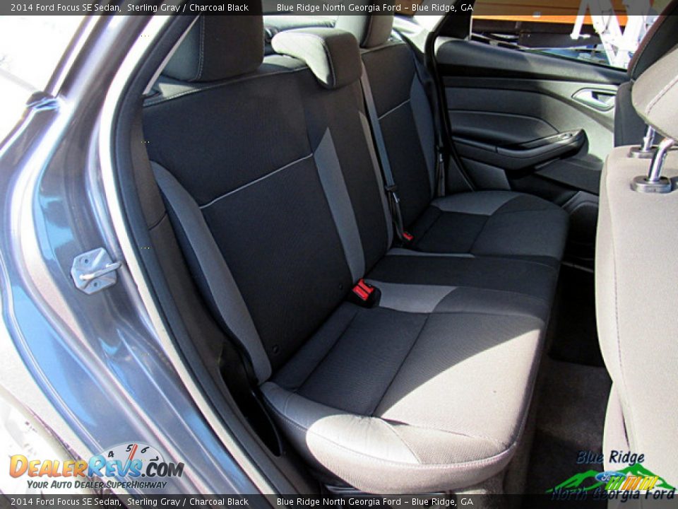 2014 Ford Focus SE Sedan Sterling Gray / Charcoal Black Photo #12