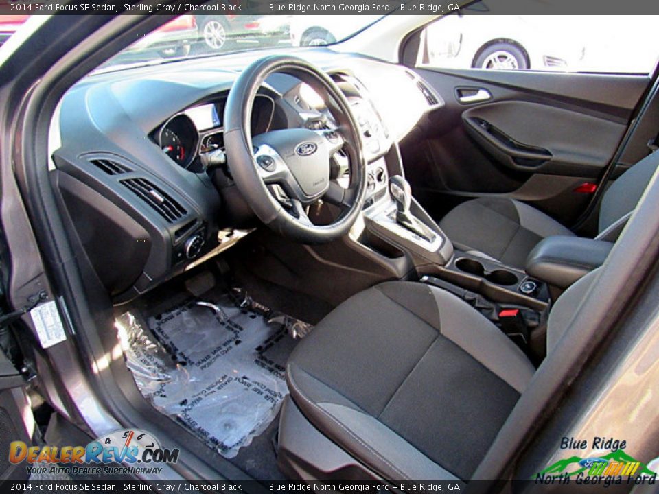 2014 Ford Focus SE Sedan Sterling Gray / Charcoal Black Photo #26