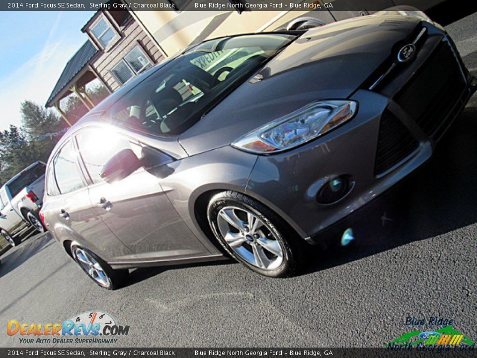 2014 Ford Focus SE Sedan Sterling Gray / Charcoal Black Photo #30