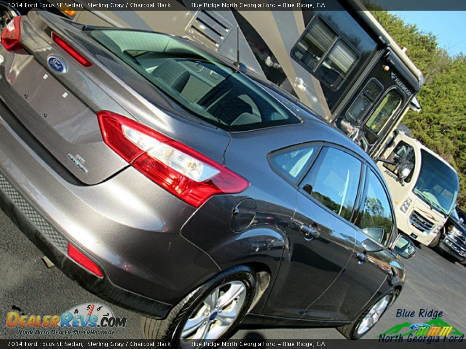 2014 Ford Focus SE Sedan Sterling Gray / Charcoal Black Photo #31
