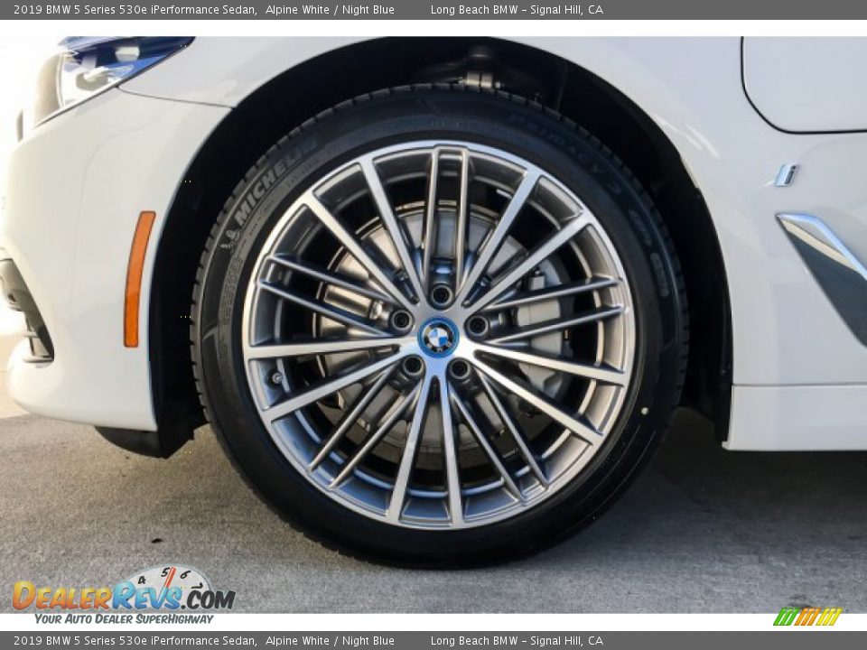 2019 BMW 5 Series 530e iPerformance Sedan Alpine White / Night Blue Photo #9