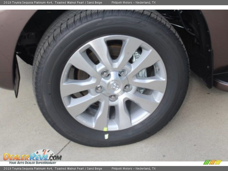 2019 Toyota Sequoia Platinum 4x4 Toasted Walnut Pearl / Sand Beige Photo #5