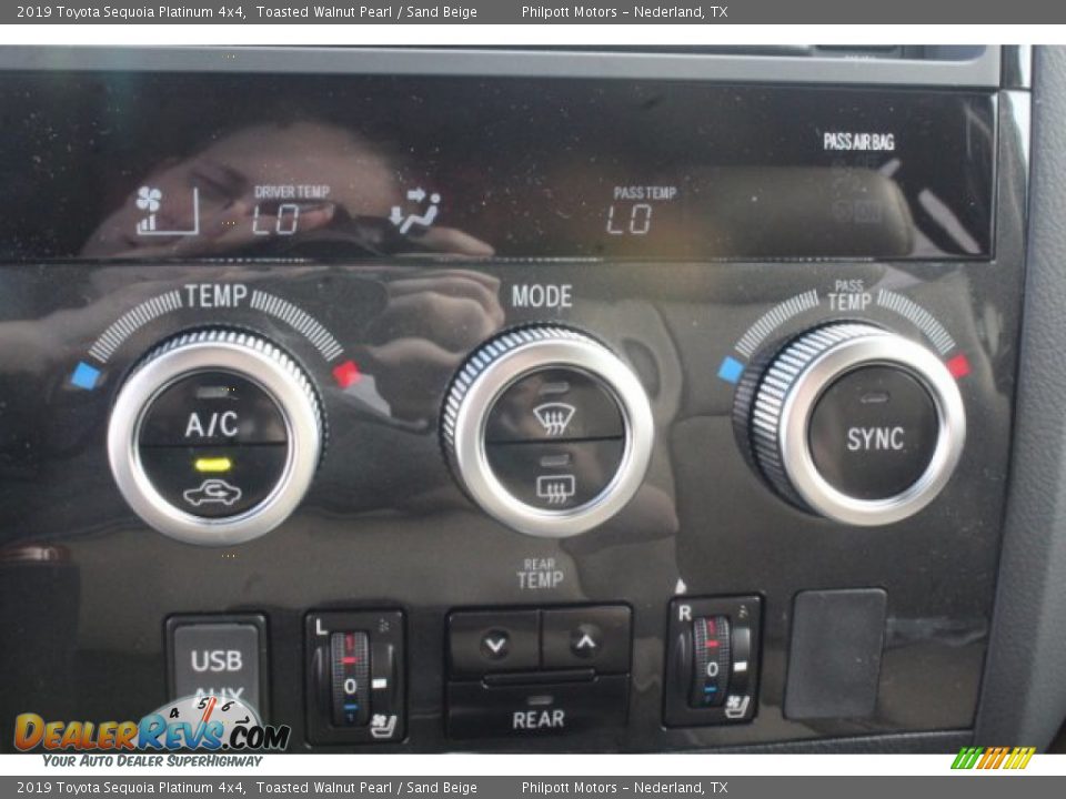 2019 Toyota Sequoia Platinum 4x4 Toasted Walnut Pearl / Sand Beige Photo #14
