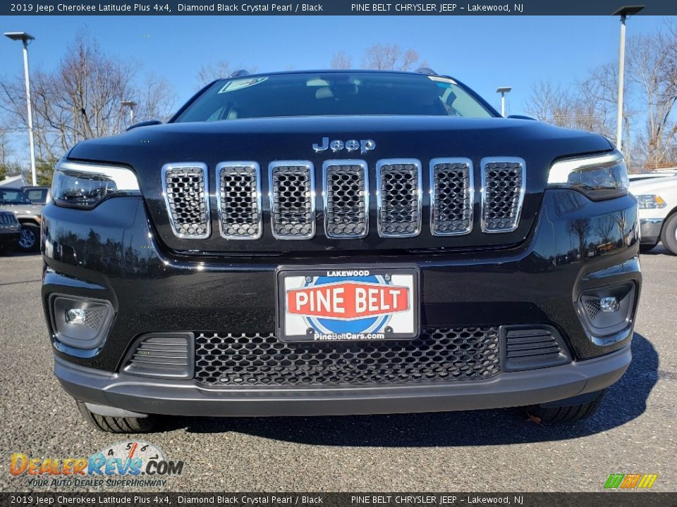 2019 Jeep Cherokee Latitude Plus 4x4 Diamond Black Crystal Pearl / Black Photo #2