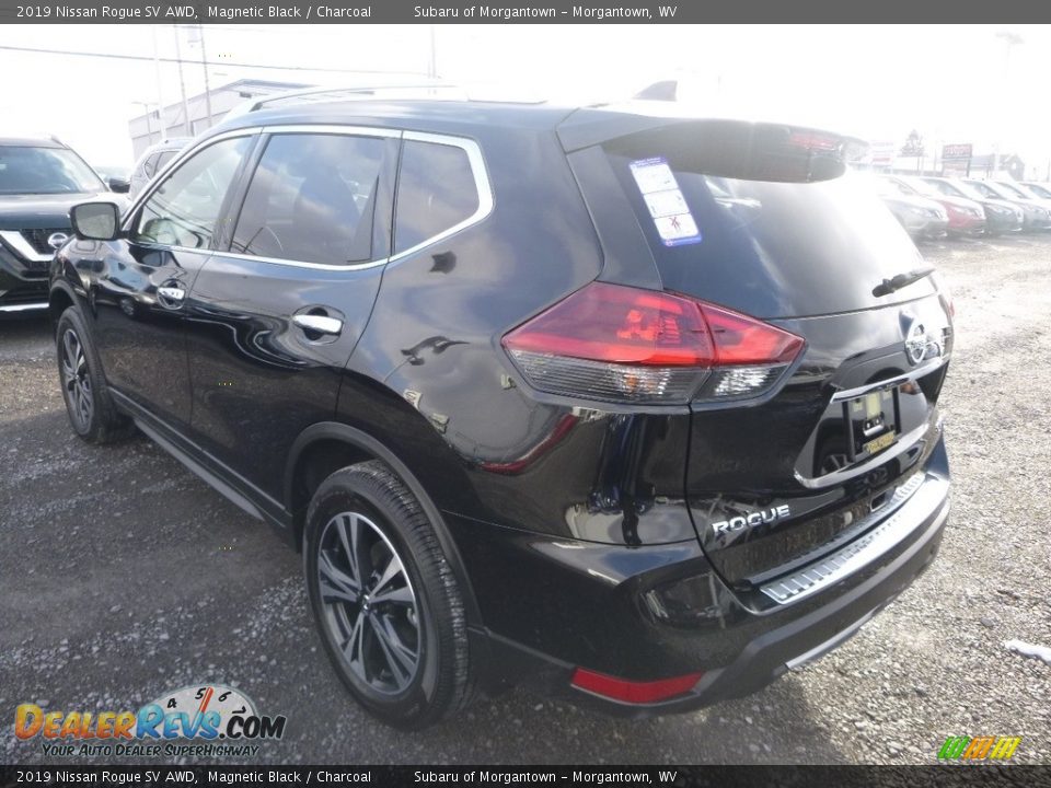 2019 Nissan Rogue SV AWD Magnetic Black / Charcoal Photo #6