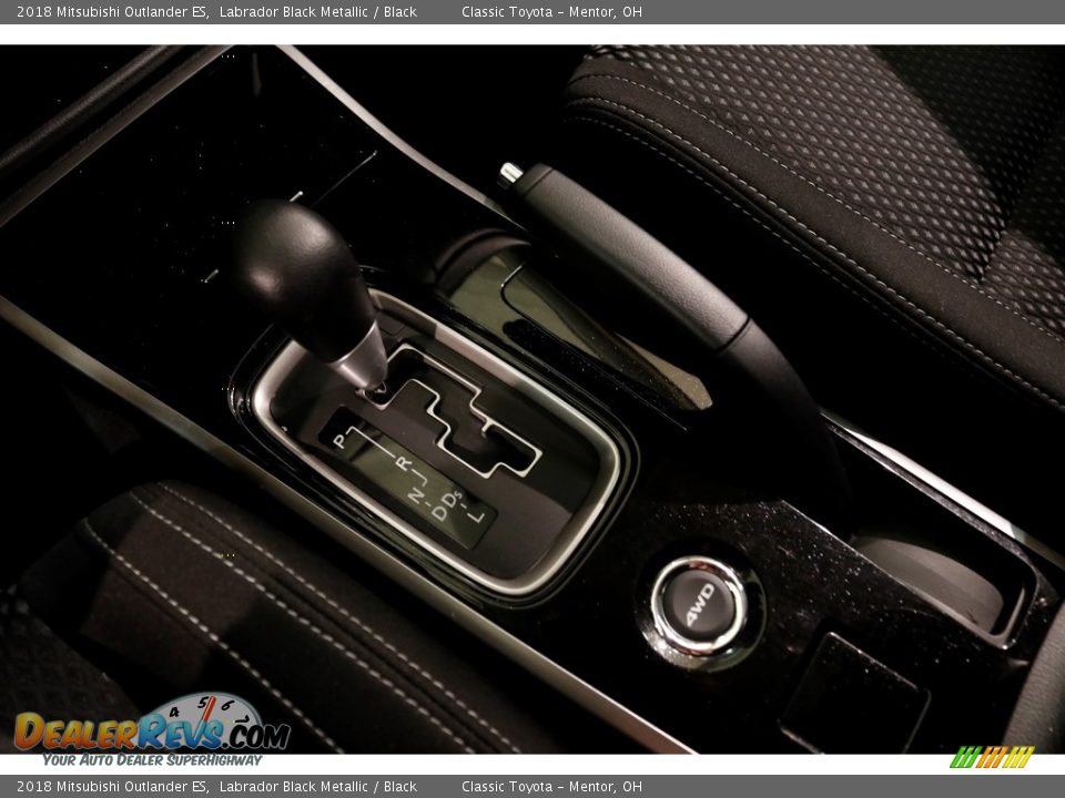 2018 Mitsubishi Outlander ES Labrador Black Metallic / Black Photo #12