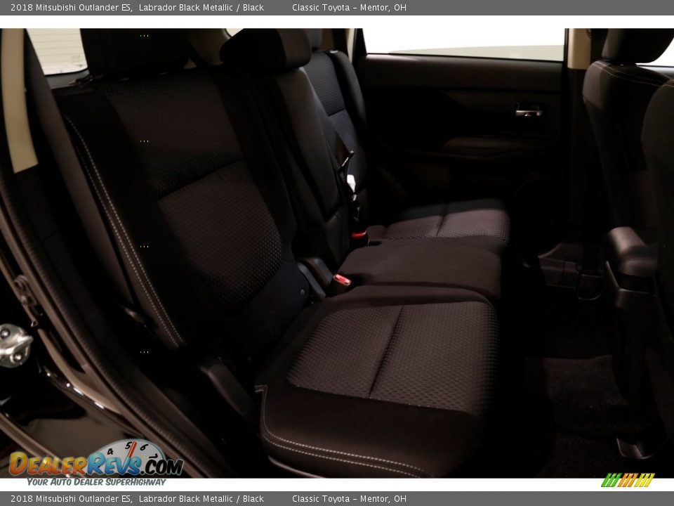 2018 Mitsubishi Outlander ES Labrador Black Metallic / Black Photo #15
