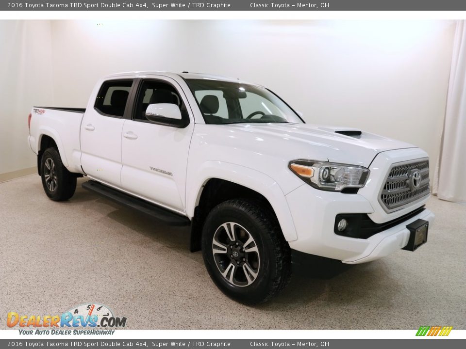 2016 Toyota Tacoma TRD Sport Double Cab 4x4 Super White / TRD Graphite Photo #1