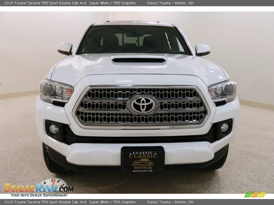 2016 Toyota Tacoma TRD Sport Double Cab 4x4 Super White / TRD Graphite Photo #2