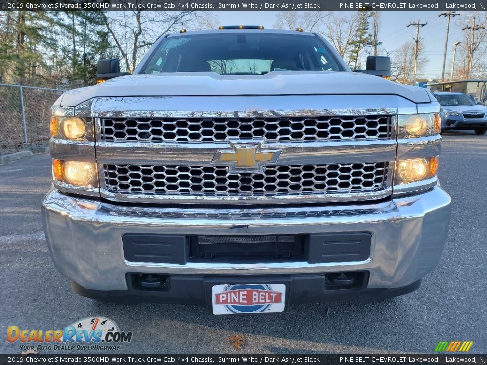 2019 Chevrolet Silverado 3500HD Work Truck Crew Cab 4x4 Chassis Summit White / Dark Ash/Jet Black Photo #2