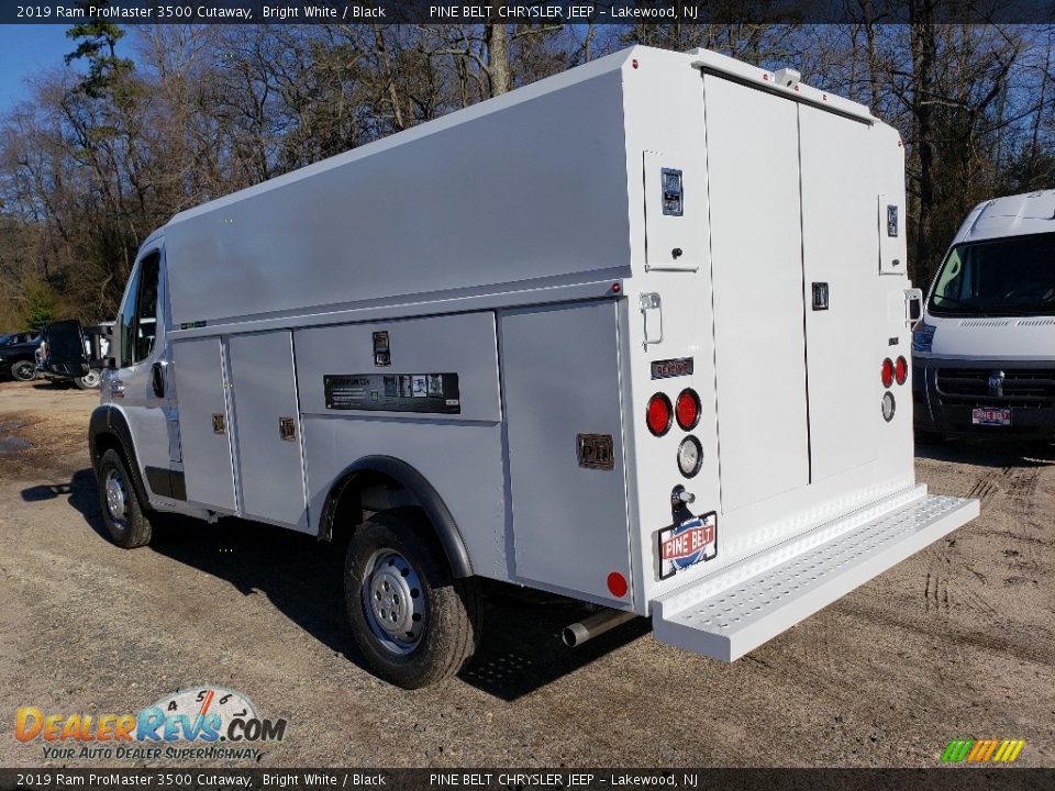 2019 Ram ProMaster 3500 Cutaway Bright White / Black Photo #4
