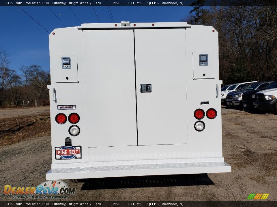 2019 Ram ProMaster 3500 Cutaway Bright White / Black Photo #5