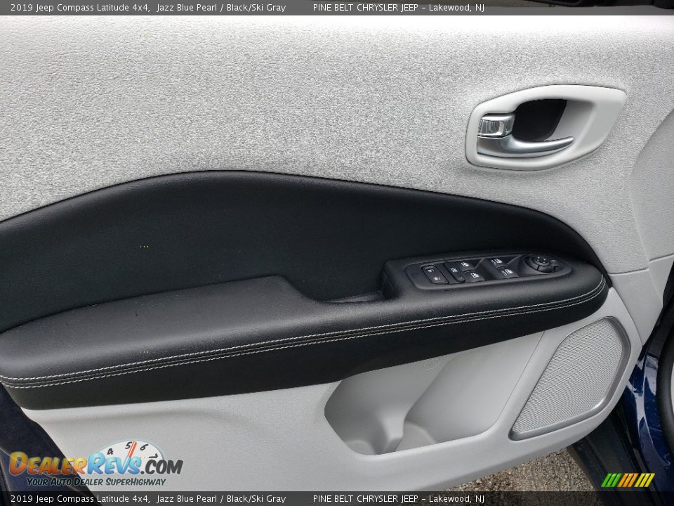 2019 Jeep Compass Latitude 4x4 Jazz Blue Pearl / Black/Ski Gray Photo #8
