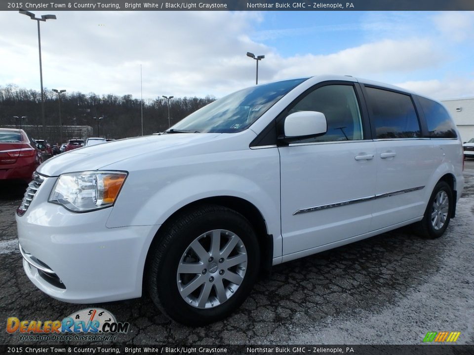 2015 Chrysler Town & Country Touring Bright White / Black/Light Graystone Photo #1