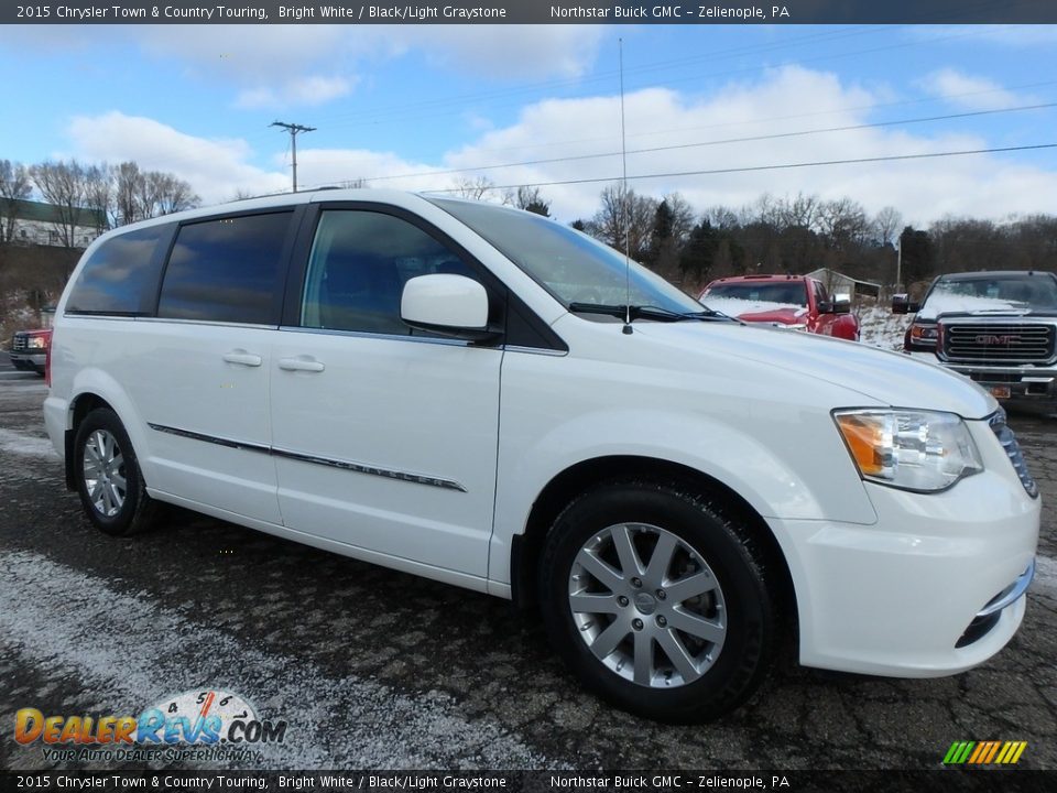 2015 Chrysler Town & Country Touring Bright White / Black/Light Graystone Photo #4