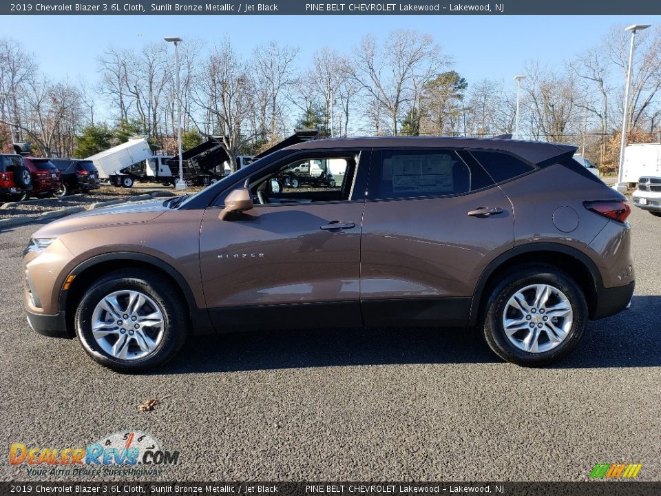 Sunlit Bronze Metallic 2019 Chevrolet Blazer 3.6L Cloth Photo #3