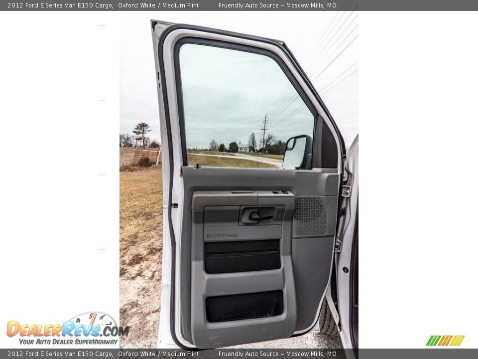 2012 Ford E Series Van E150 Cargo Oxford White / Medium Flint Photo #27