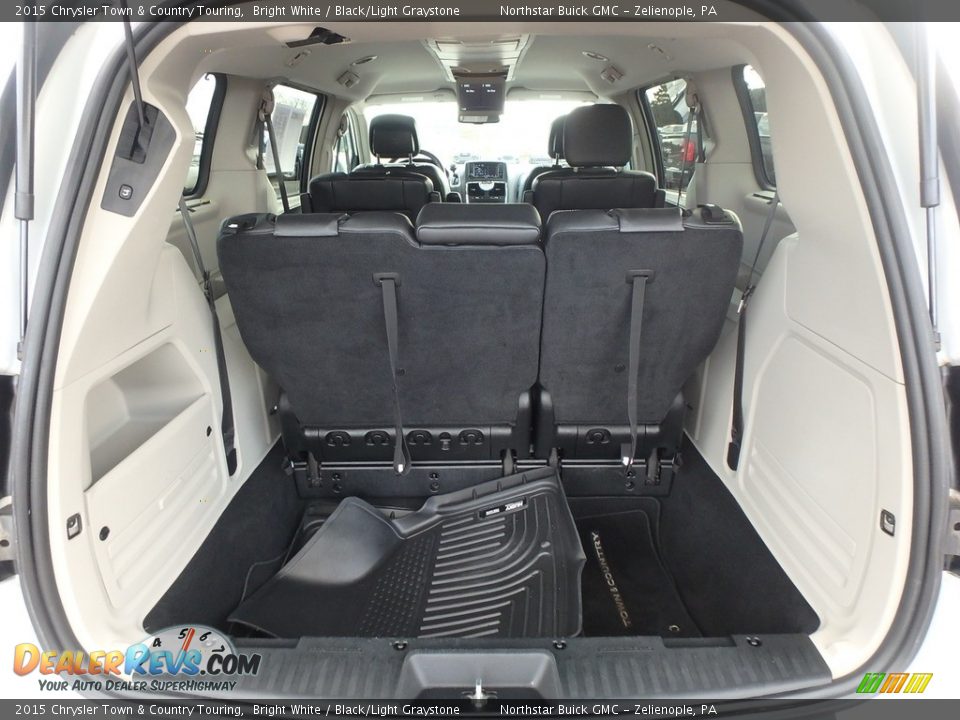 2015 Chrysler Town & Country Touring Bright White / Black/Light Graystone Photo #11