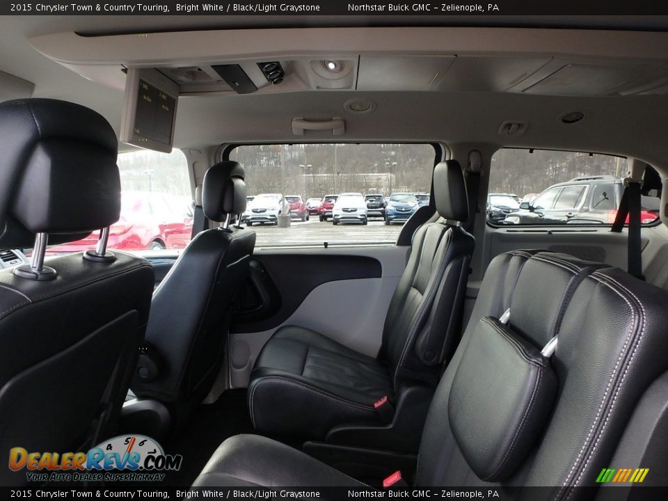 2015 Chrysler Town & Country Touring Bright White / Black/Light Graystone Photo #16