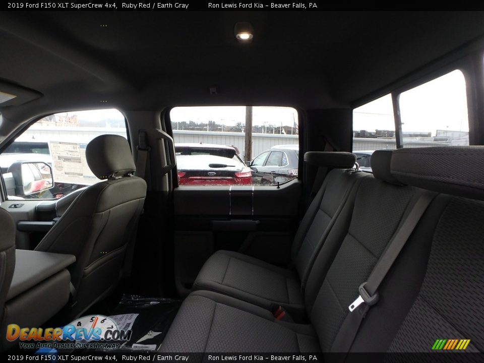 2019 Ford F150 XLT SuperCrew 4x4 Ruby Red / Earth Gray Photo #11