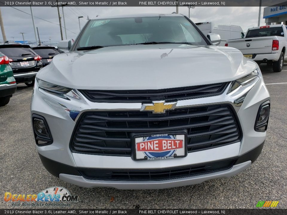 2019 Chevrolet Blazer 3.6L Leather AWD Silver Ice Metallic / Jet Black Photo #2