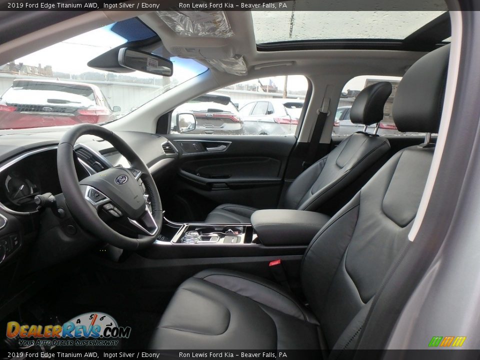 Front Seat of 2019 Ford Edge Titanium AWD Photo #11