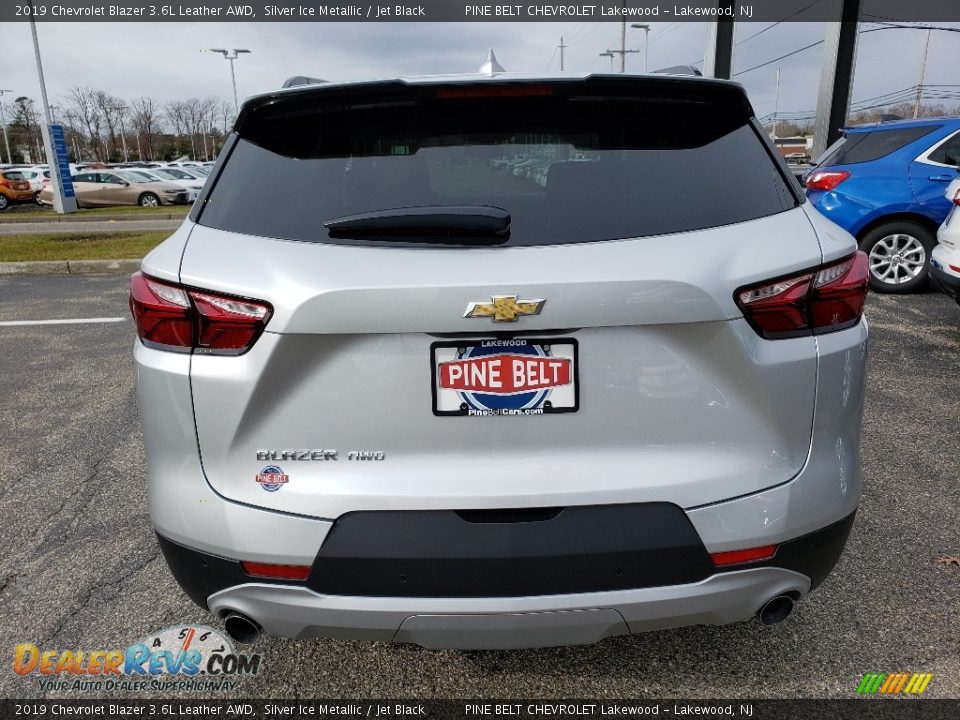 2019 Chevrolet Blazer 3.6L Leather AWD Silver Ice Metallic / Jet Black Photo #5