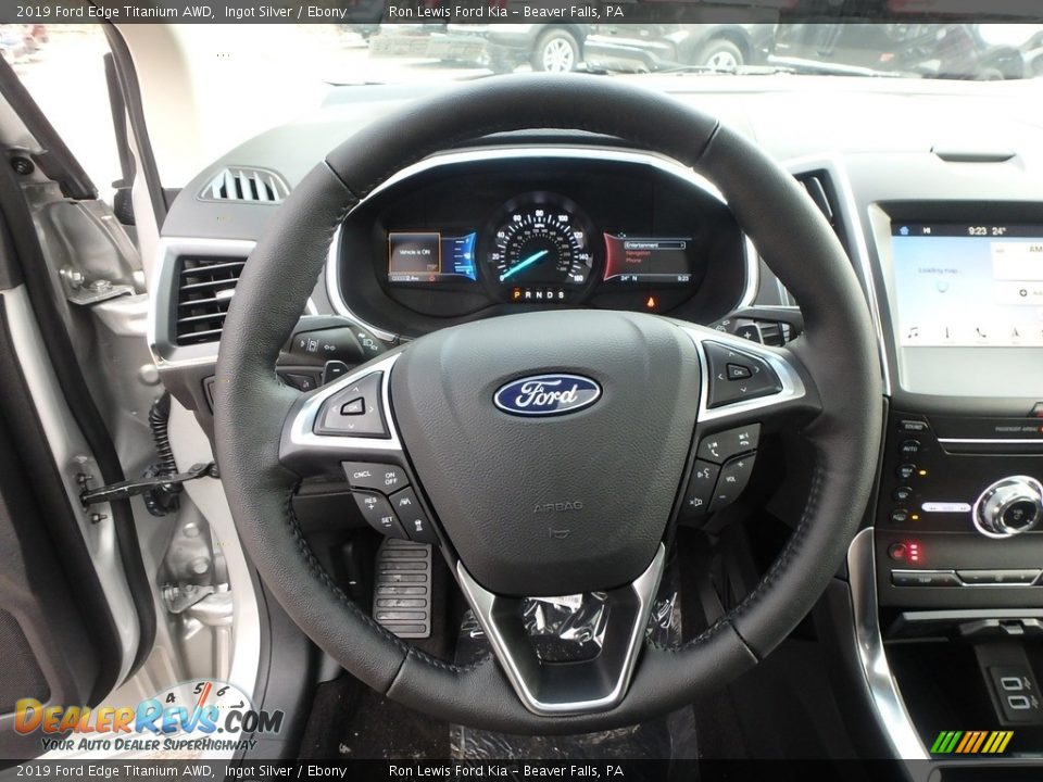 2019 Ford Edge Titanium AWD Steering Wheel Photo #17