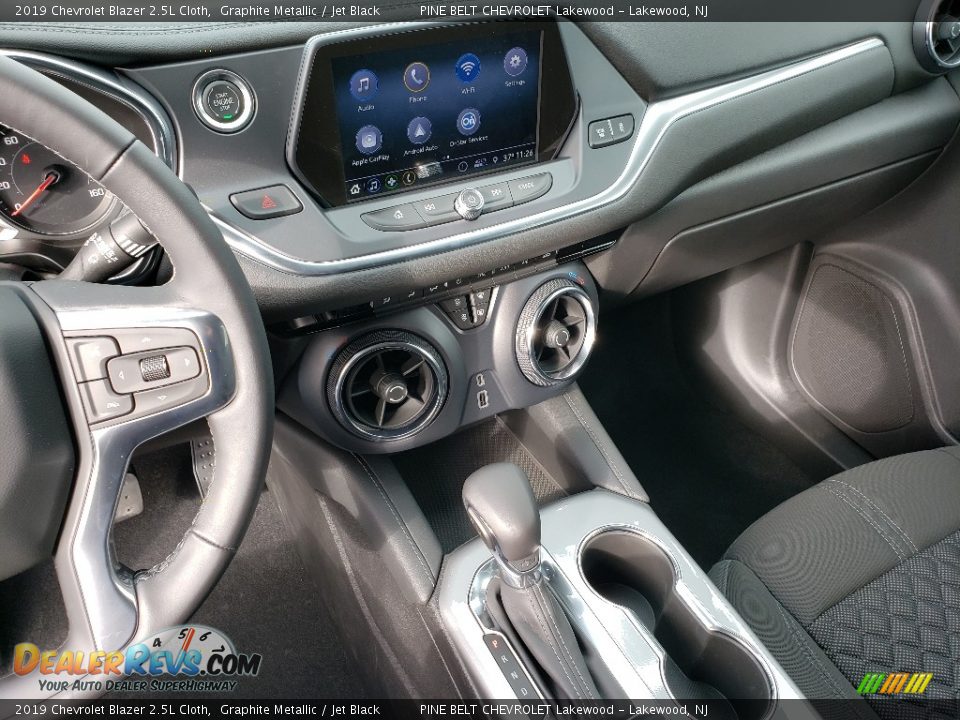 Dashboard of 2019 Chevrolet Blazer 2.5L Cloth Photo #10