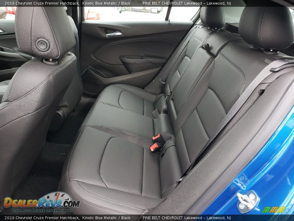 Rear Seat of 2019 Chevrolet Cruze Premier Hatchback Photo #6