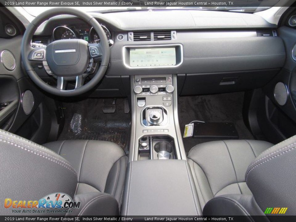 Dashboard of 2019 Land Rover Range Rover Evoque SE Photo #4