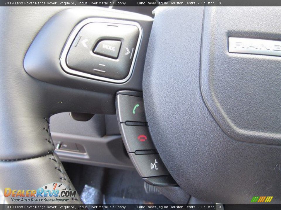 2019 Land Rover Range Rover Evoque SE Steering Wheel Photo #27