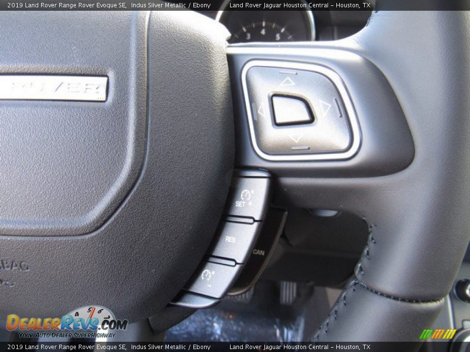2019 Land Rover Range Rover Evoque SE Steering Wheel Photo #28